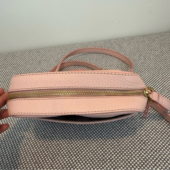 Fossil Pink Pebble Leather Crossbody Bag Purse - Picture 5 of 12